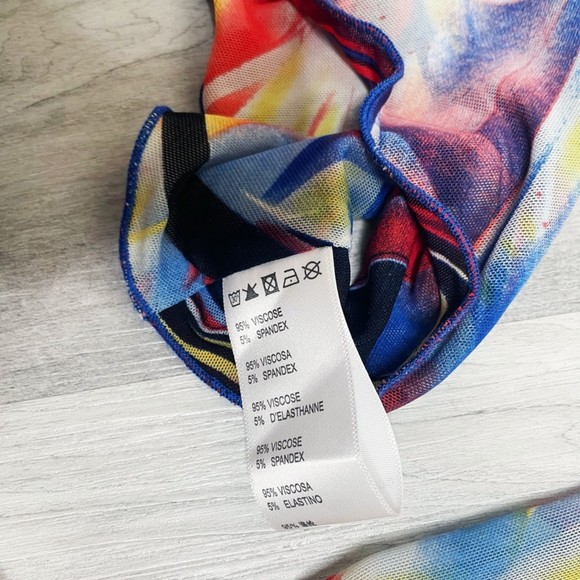 Kim Shui Multicolor Abstract Long Sleeve Top - Picture 4 of 5